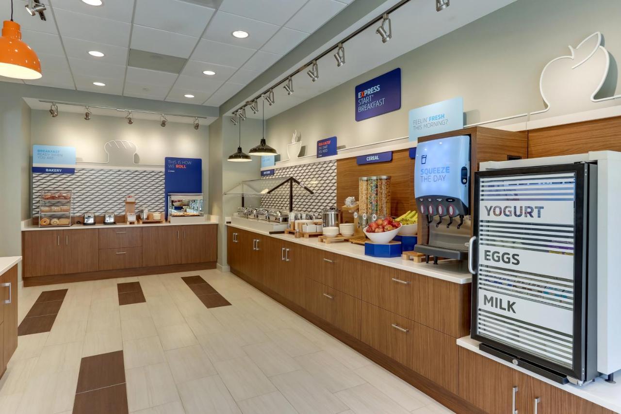 Holiday Inn Express & Suites - Winston - Salem Sw - Clemmons By Ihg Exteriér fotografie